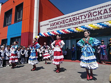 В селе Нижний Саянтуй открыли долгожданную новую школу