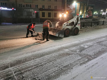 В Улан-Удэ всю ночь устраняли последствия снегопада