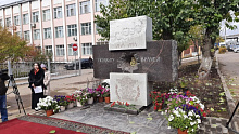 В Улан-Удэ открыли памятник погибшим от коронавируса медикам: подробности 